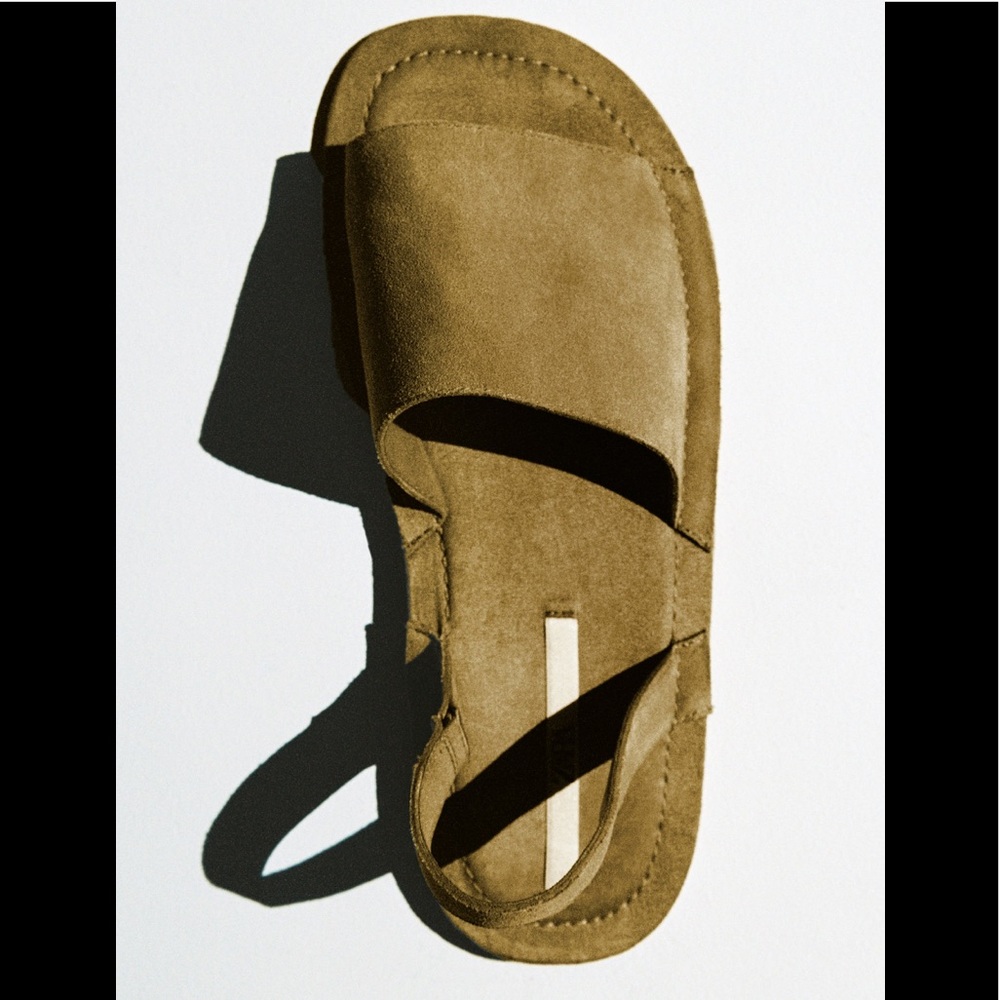 ZARA Flat Slit Leather Sandals sz 40 - Picture 4 of 6